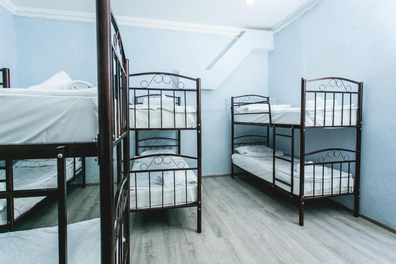 Sherlock Holmes Hostel Baku Luaran gambar
