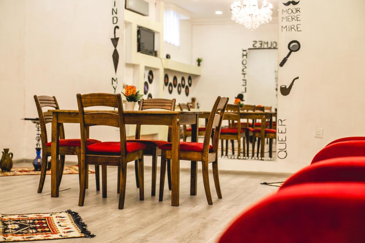 Sherlock Holmes Hostel Baku Luaran gambar