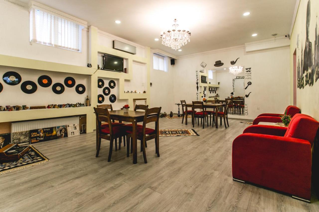Sherlock Holmes Hostel Baku Luaran gambar