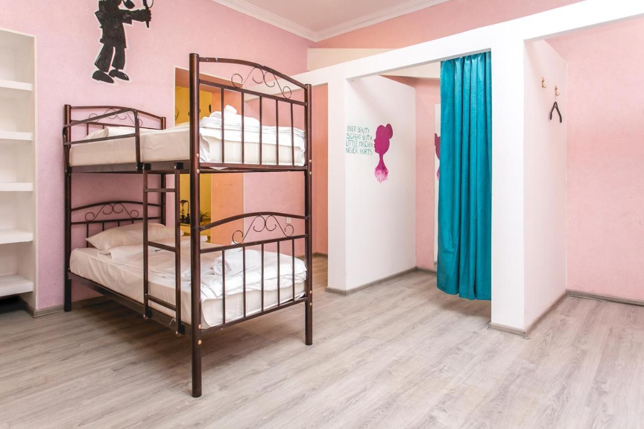 Sherlock Holmes Hostel Baku Luaran gambar