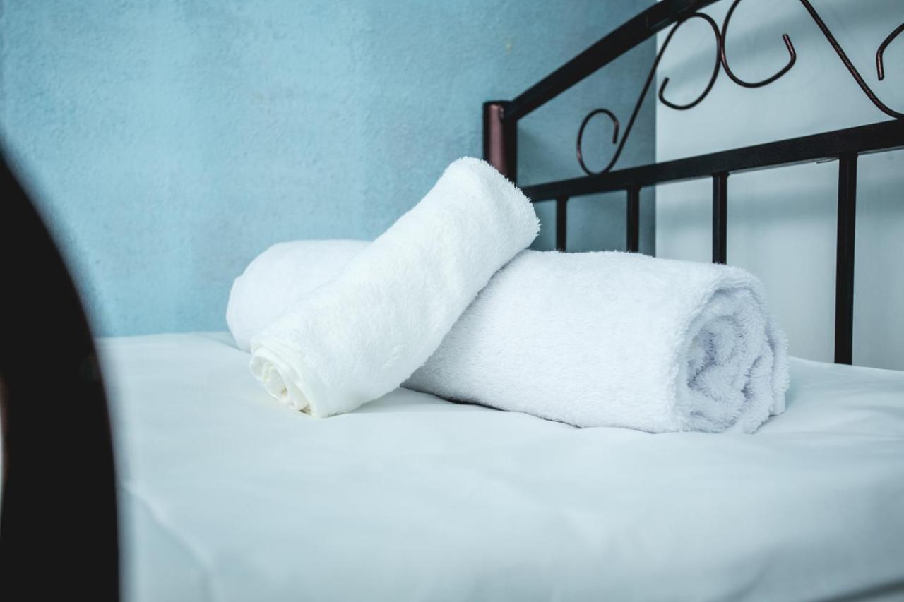 Sherlock Holmes Hostel Baku Luaran gambar