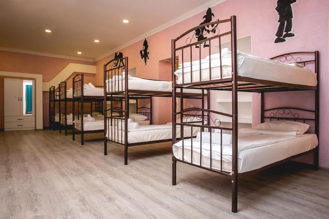 Sherlock Holmes Hostel Baku Luaran gambar